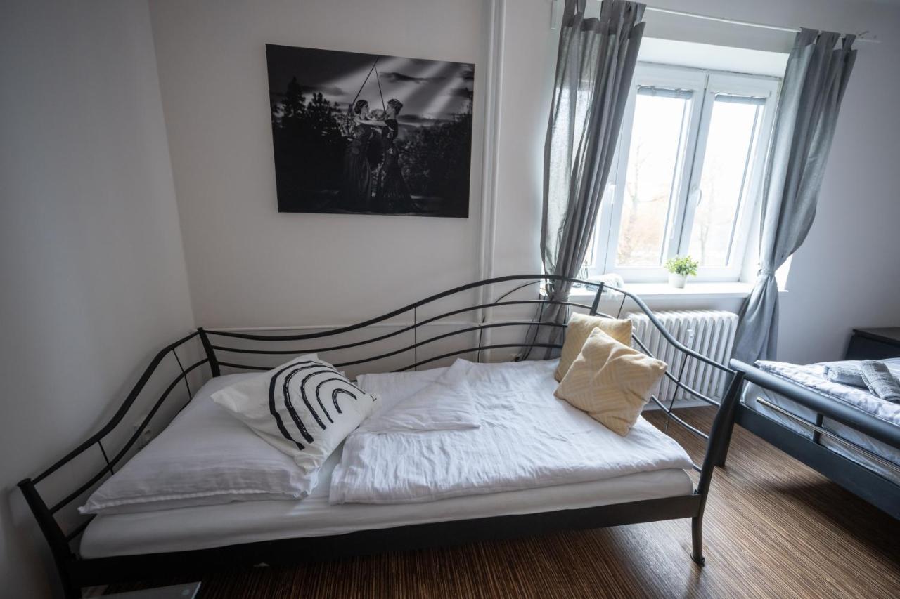 Apartmany Lanna เชสเกบูดิเยโจวิตเซ ภายนอก รูปภาพ