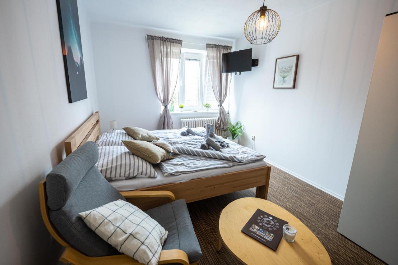 Apartmany Lanna เชสเกบูดิเยโจวิตเซ ภายนอก รูปภาพ